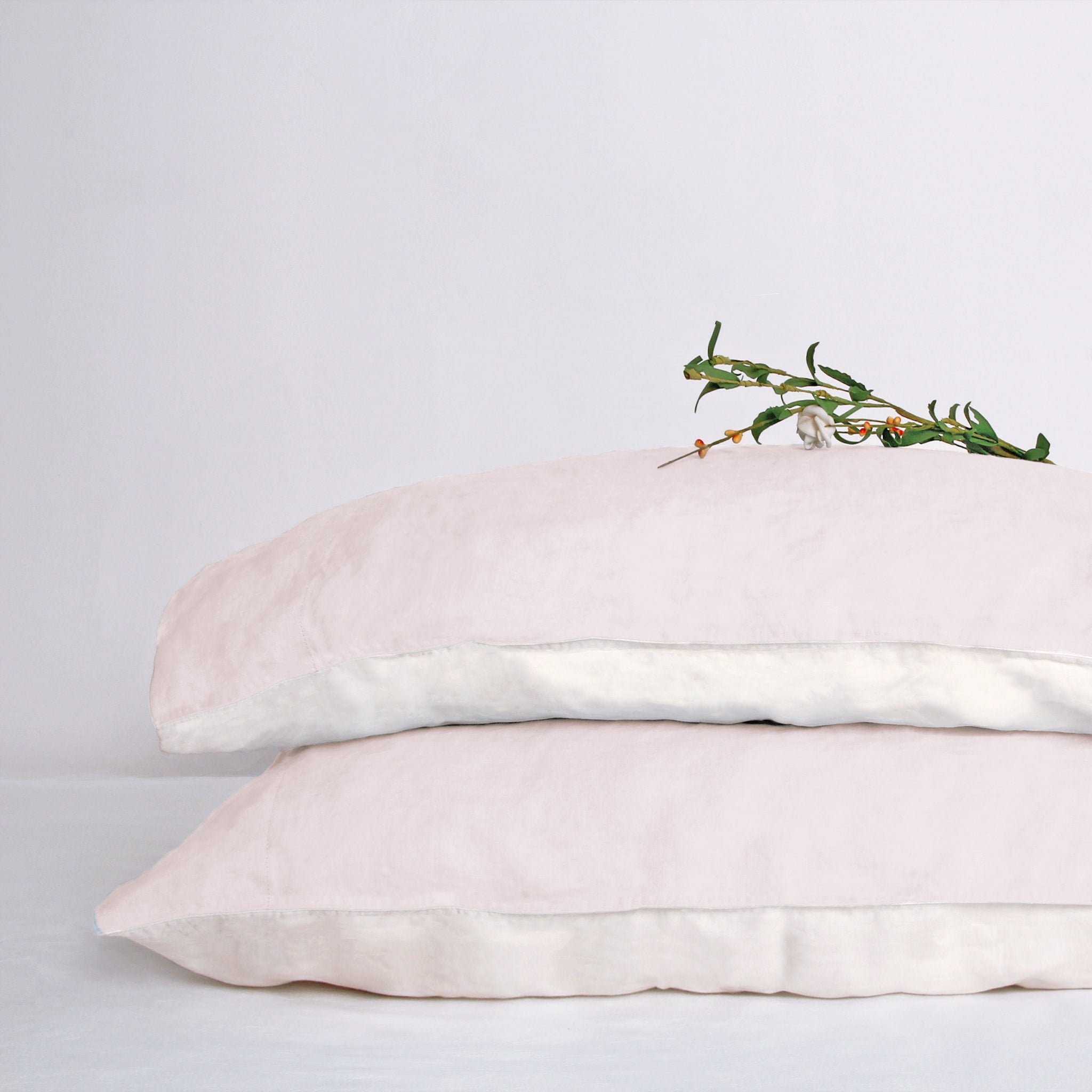 Pinkish White Linen-Lyocell Reversible Pillowcase Set (Set Of 2) - Linen Time